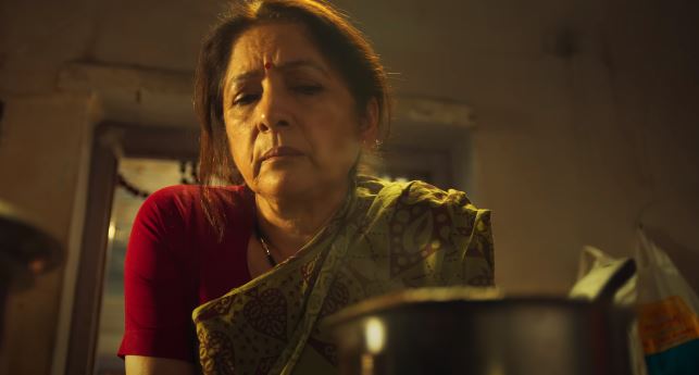 Actress Neena Gupta as Manju Mishra