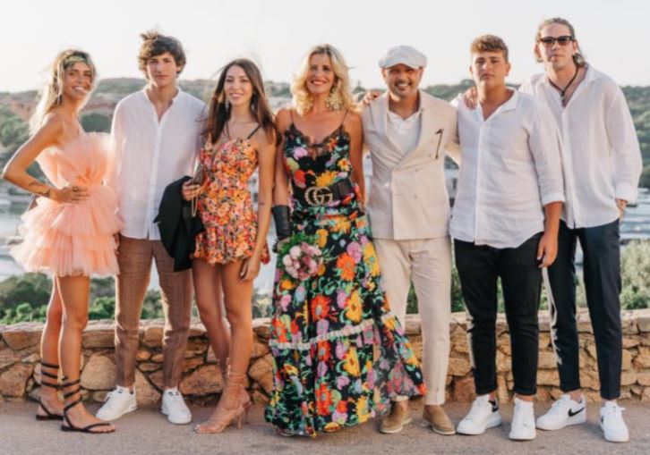 Arianna Rapaccioni Mihajlovic with her husband sons and daughters