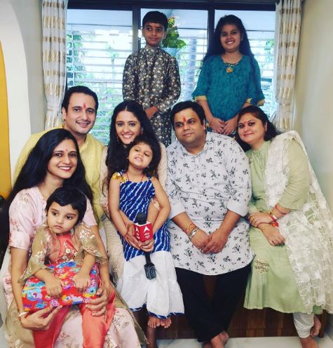 Ayesha Singh family members