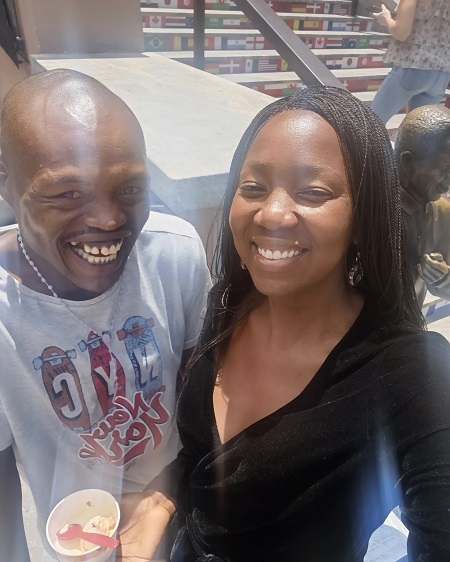 Bonga Sithole with miss south africa finalist