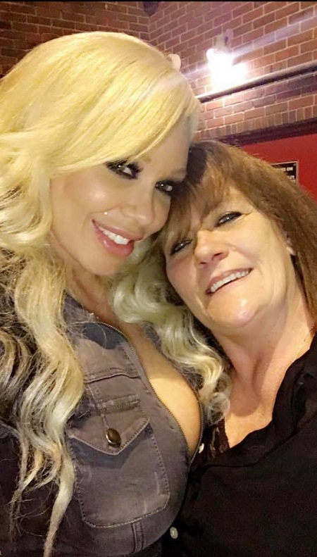 Bunnie Xo with her mother