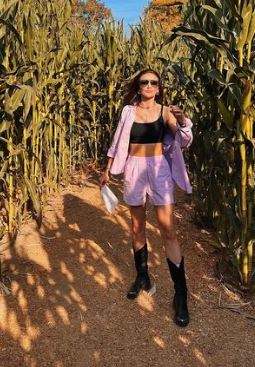 Hailee Lautenbach height