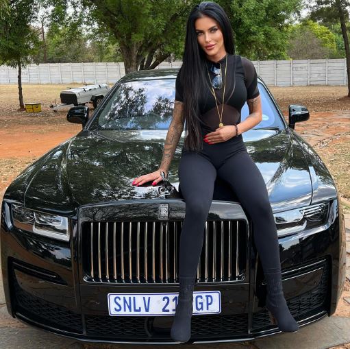 Janeska's net worth