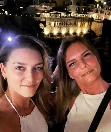 Jowita Przystal with her mother