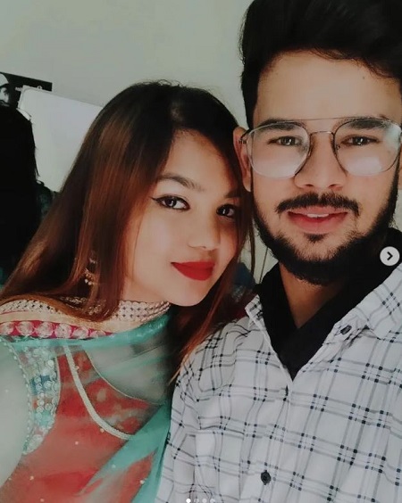 Leena Nagwanshi with her boyfriend
