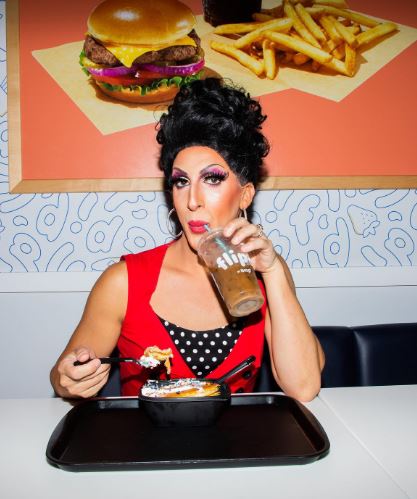 Marti G Cummings likes to eat food