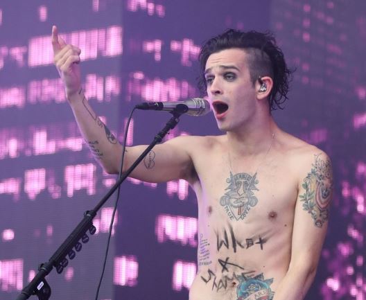 Matthew Healy singing career