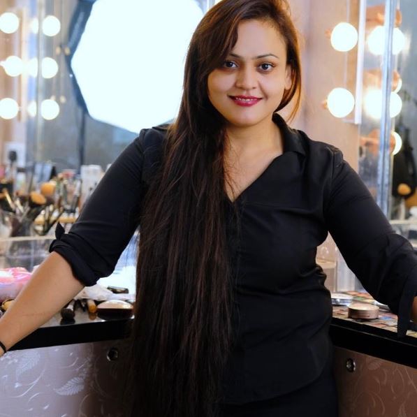 Nisha Lamba is a makeup artist