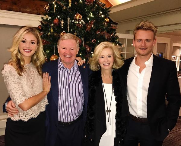 Rebecca Dalton with her father mother and brother