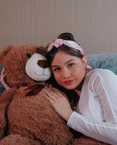 Who is Salma Flores? Wiki, Height, Age, Boyfriend, Parents, Net Worth