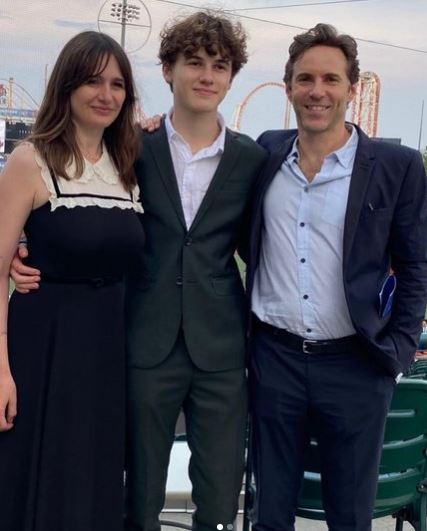 Sam Nivola with his dad and mom