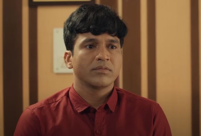 The role of Alakh Pandey is acted by Shreedhar Dubey