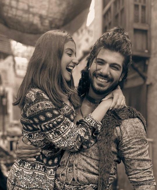 Tunisha Sharma with her boyfriend