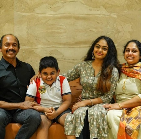 Venu Kunnappilly wife and kids