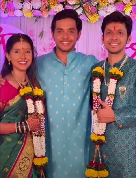 Akshay Kelkar sister