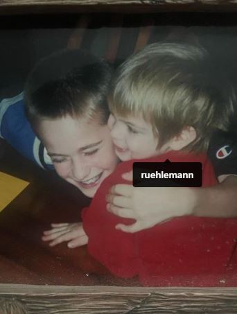 Childhood photo of Jeremy with his brother Sean