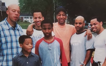 Eric Mumford all six kids