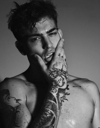 Fashion model Jeremy Ruehlemann died at the age of 27