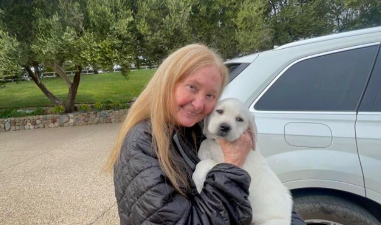 Jan Dance has a pet dog