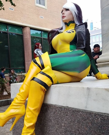 Jenna Lynn Meowri career