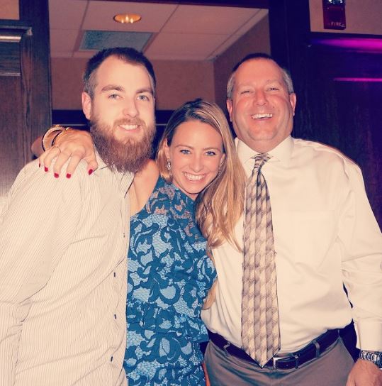 Jessica Batten with her father and brother