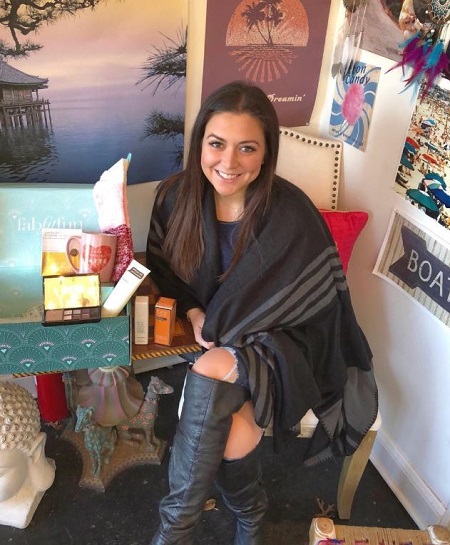 Lauren Manzo wiki