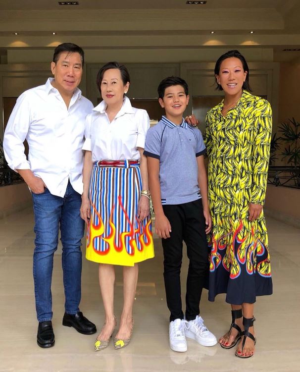 Lynn Ban with her father mother and son