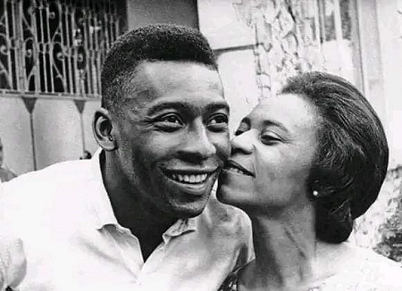 Pele with his mother
