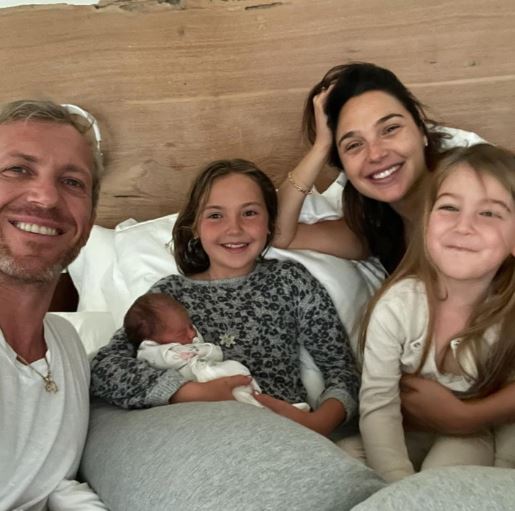Yaron and Gal Gadot with their daughters