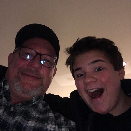 maxwell donovan wih his father