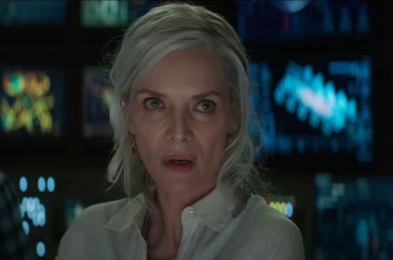 Actress Michelle Pfeiffer as Janet van Dyne