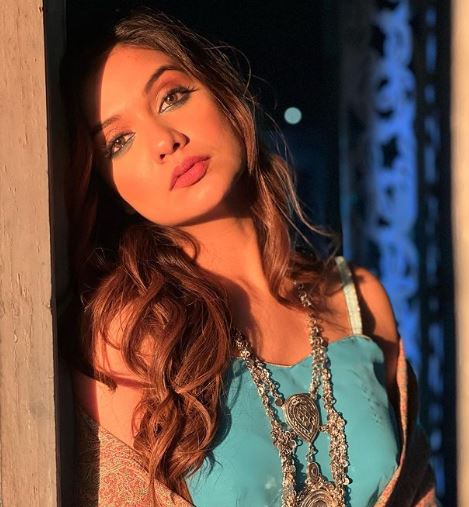 Divya Agarwal wiki