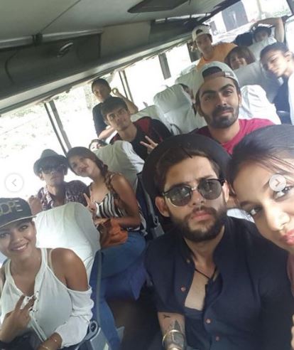 Divya Agarwal with other Spiltsvilla contestants