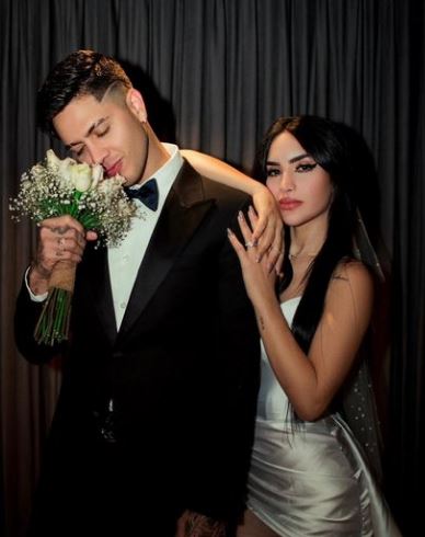 JD with his wife Kimberly Loaiza