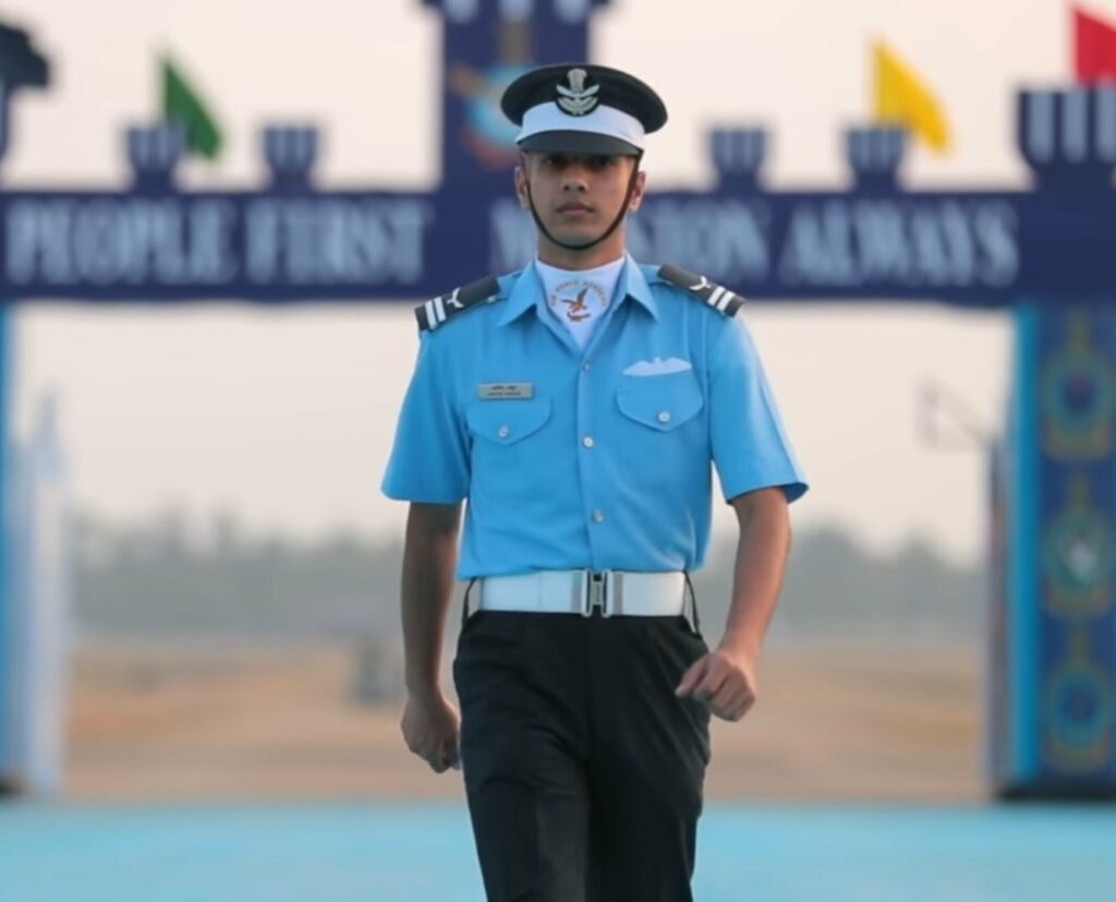 Kartik Thakur height