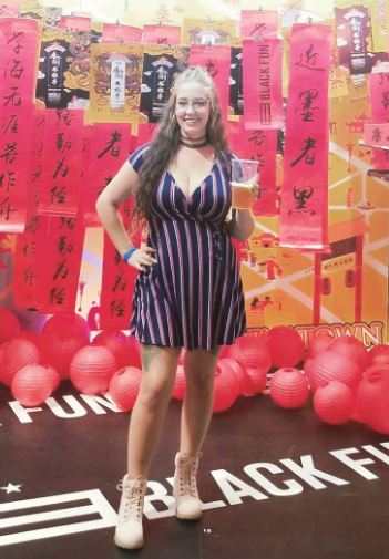 Laura Lee Watts height