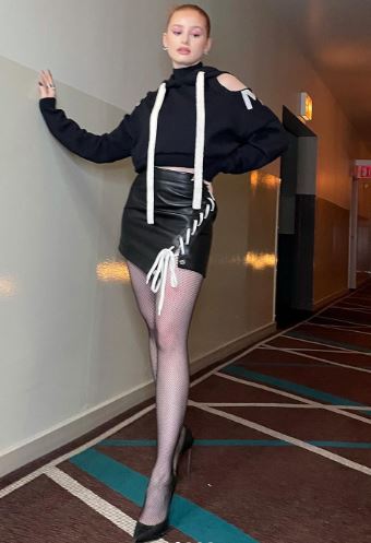 Madelaine Petsch height