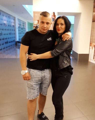 Mateusz Muranski with mom