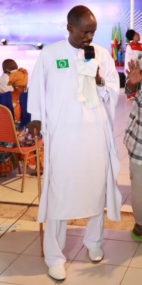 Pastor Ezekiel height