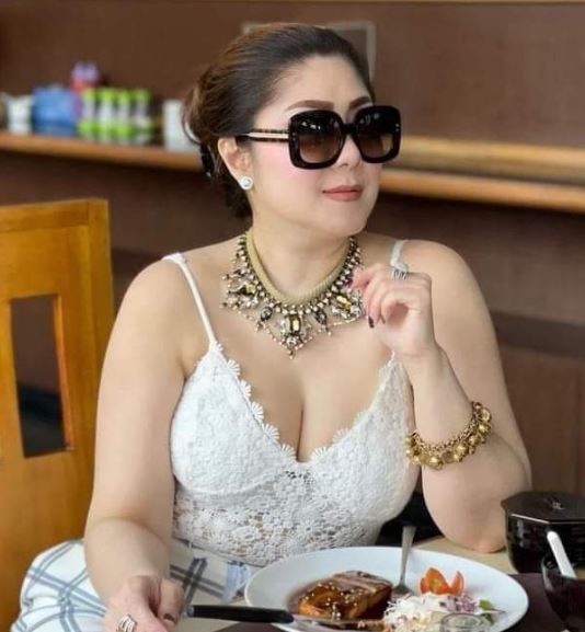 Putri Candrawati was a dentist