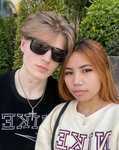 Reposposa with her boyfriend Paul Joshua Marsden