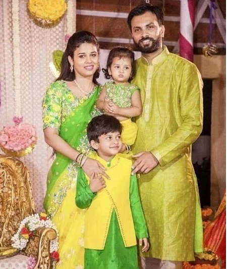 Sudhri Reddy with his wife and kids