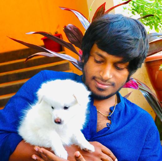 Yadamma Raju likes dogs