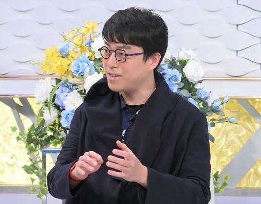 Yusuke Narita LinkedIn
