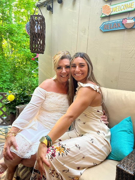 jackie matthews with her mother