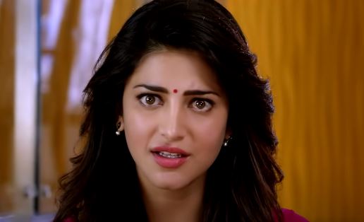 Actress Shruti Haasan as Divya