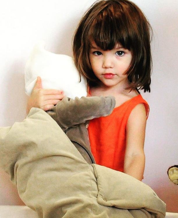 An old photo of Suri Cruise Holmes