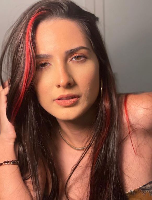 Carliz De La Cruz Hernández bio