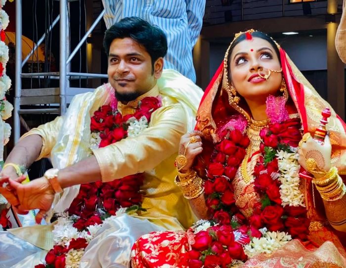 Durnibar with his first wife Meenakshi Mukherjee aka Meenakshi Mukhopadhyay