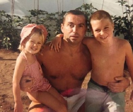 Georgia Harrison with her father and siblings